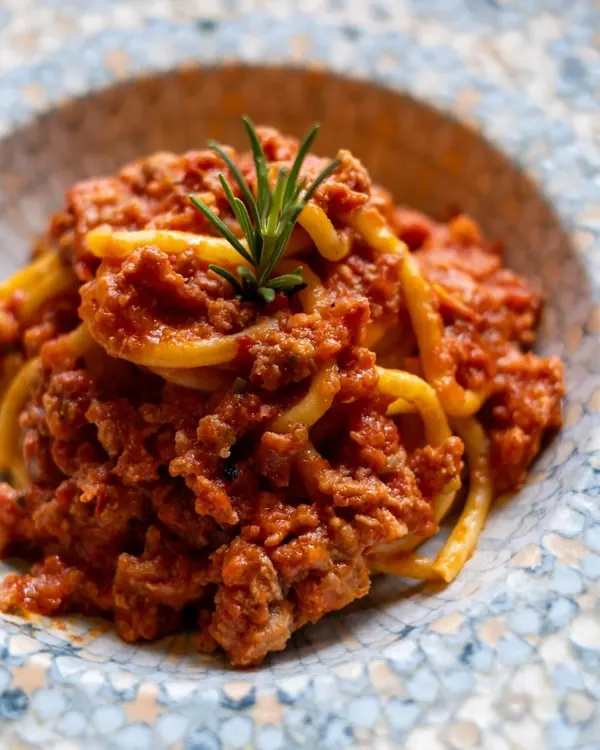 Bigoli al ragù con rosmarino – Locanda degli Scaligeri, Verona